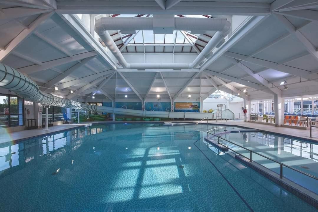 Church Farm Haven Holiday Park Пагам Экстерьер фото