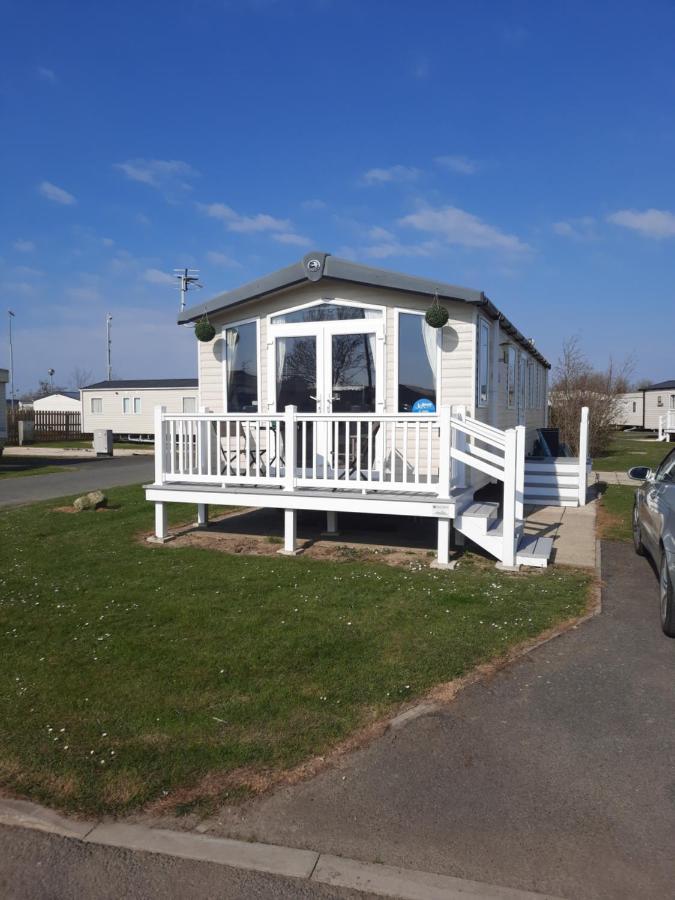 Church Farm Haven Holiday Park Пагам Экстерьер фото